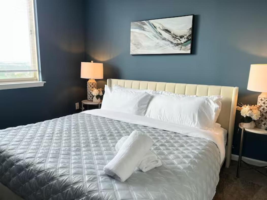 Elegant King Suite Metro Dc Arlington Exterior photo